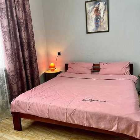 Smart Apartment На Соборной 23 Krementchouk Extérieur photo