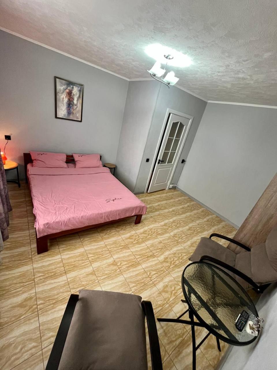 Smart Apartment На Соборной 23 Krementchouk Extérieur photo