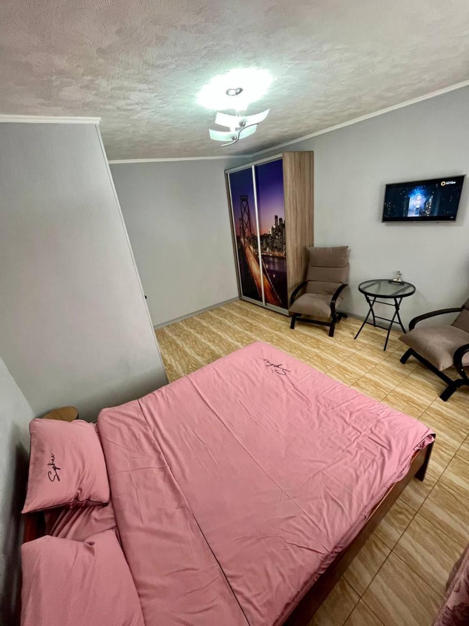 Smart Apartment На Соборной 23 Krementchouk Extérieur photo